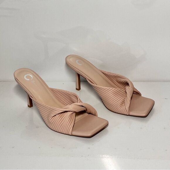 Journee Collection Greer Pleated Sandals - Picture 1 of 7